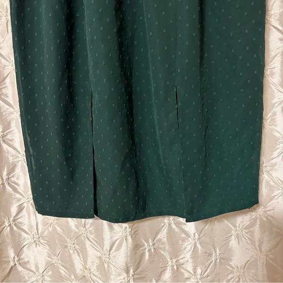 Universal Standard Forest Green Blair Swiss Dot Chiffon Skirt - Picture 7 of 13